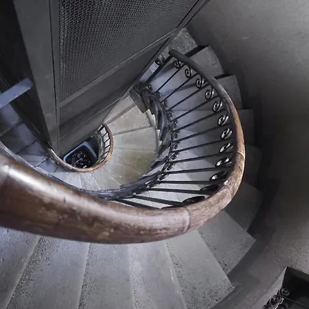 Primopiano - Colonne A